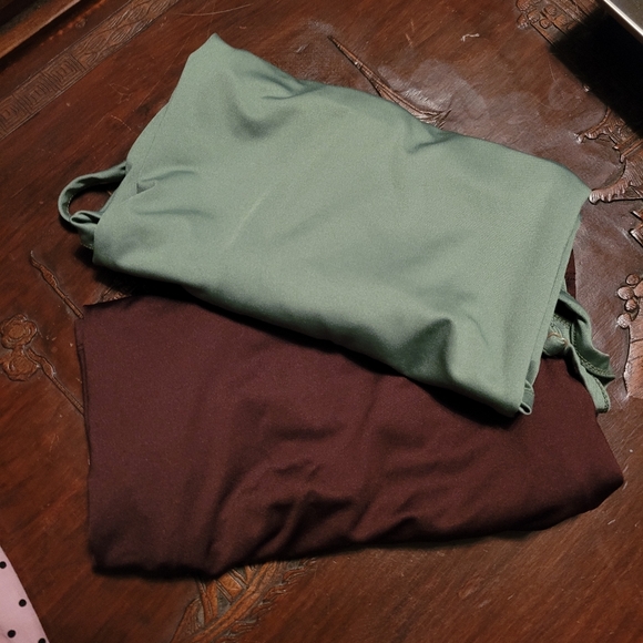 Plus set of two pretty silky cami / tank tops-adjustable straps, in EUC. sz 1X - Picture 3 of 8